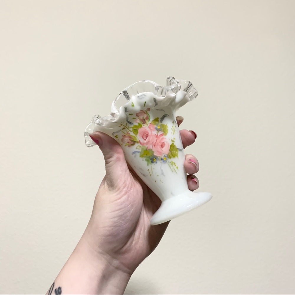 Vintage mid century Fenton pastel mini vase